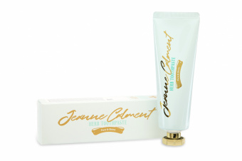 Зубная паста премиум-класса Jeanne Calment Pure&Shine для поддержания хорошего состояния композитных и керамических виниров.